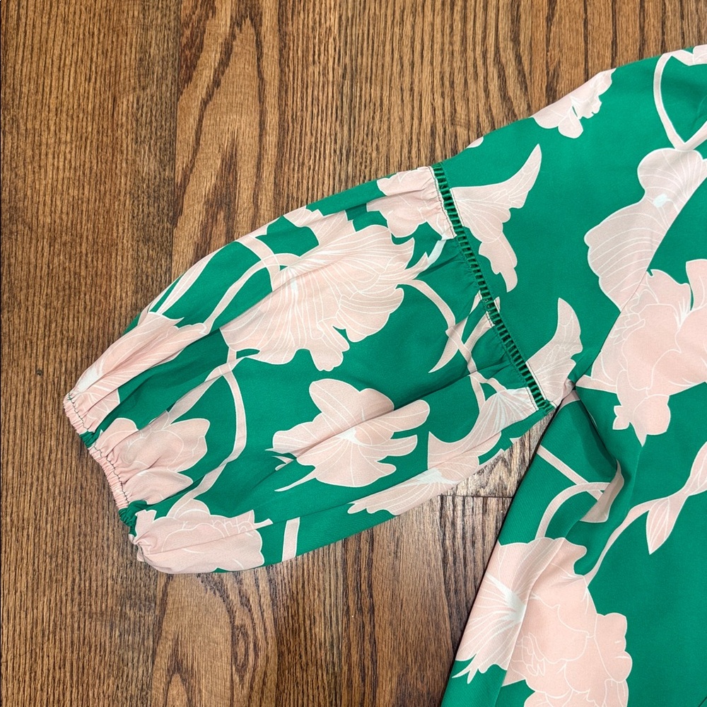 Jade Melody Tam Kelly Green and Pink Floral Blouse, S - Picture 6 of 12